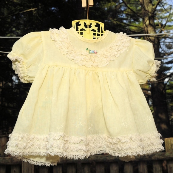 Vintage J.C. Penney Dresses Vintage Yellow Lace Baby Toddler Girl